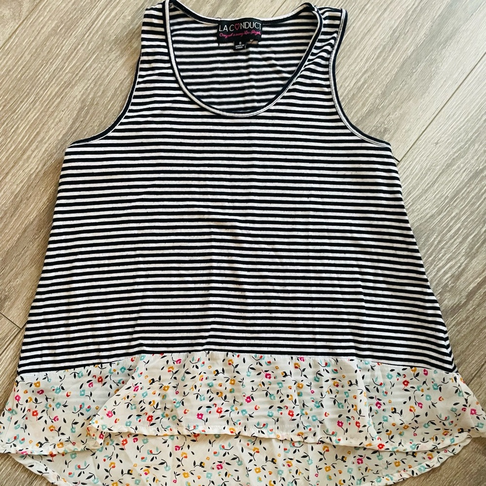 Size 8 LAconduct shirt